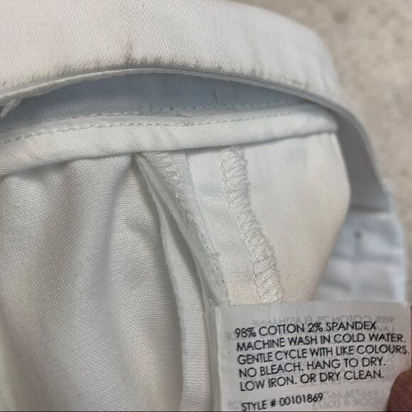 𝅺CLUB Monaco white Morgan cargo shorts Sz 10 NWT belt loops zippered pockets - Picture 5 of 10